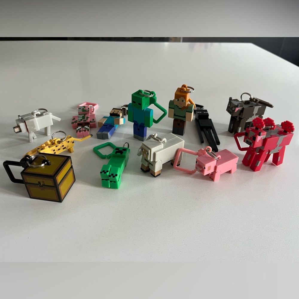 Minecraft Action Figure Keychain Set - Multicolor - Picture 3 of 3
